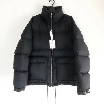 AURALEE SUPER LIGHT NYLON RIPSTOP DOWN