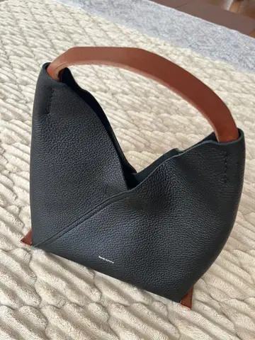 Hender Scheme 트라이앵글 백