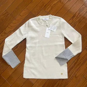 택 포함 새상품 워셔블 cloenc 상의