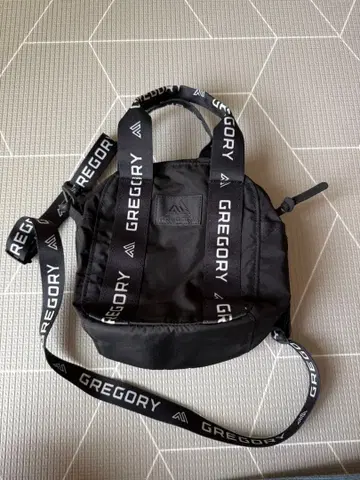 GREGORY 블랙 숄더백