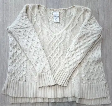 DEMYLEE 캐시미어 케이블 니트