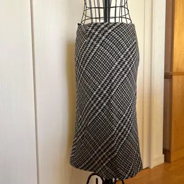 플레어 스커트 블랙 베이지 그레이 체크 무늬