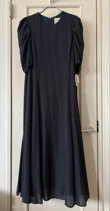 [ 새상품급 ] troisime chaco 네이비 체크 무늬 원피스