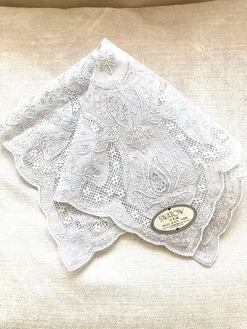 미사용 스와토우 자수 화이트 자수 레이스 손수건