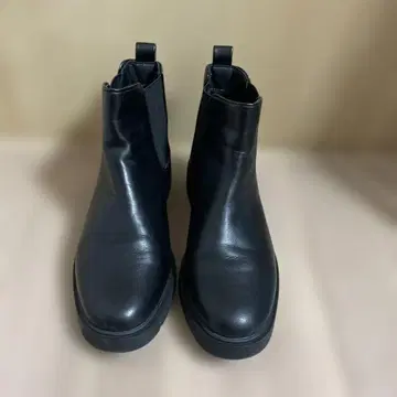 블랙 가죽 사이드 고어 부츠 힐 4cm