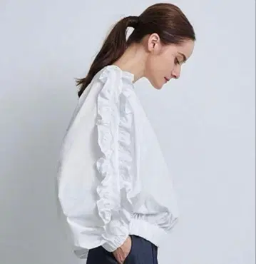 요리 프릴 슬리브 블라우스 미사용 새상품