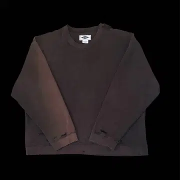 데미지 트레이닝복