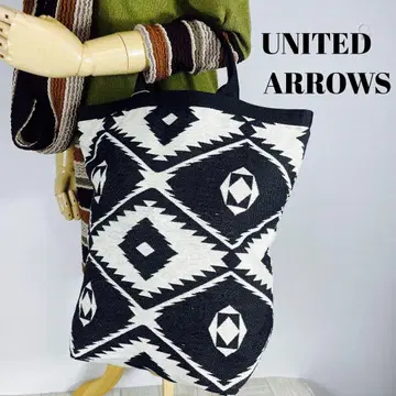 [ 미사용 새상품 ] UNITED ARROWS 기하학 패턴 핸드백