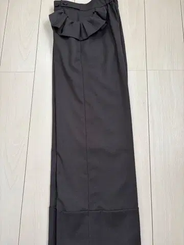 MARONE NONFEE 다크 그레이 슬랙스