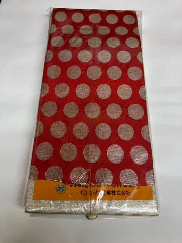 빨간색 바탕에 은색 물방울 패턴 반폭 오비 레이온 100%