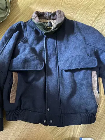 울 혼방 두꺼운 원단 네이비 짧은 기장 점퍼 USA제