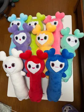 TWICE 러블리 컴플리트 세트 컬러풀 봉제 인형 (하트 귀)