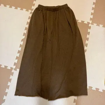 니코앤드 모드노옴 맨투맨 볼륨 맥시 팬츠