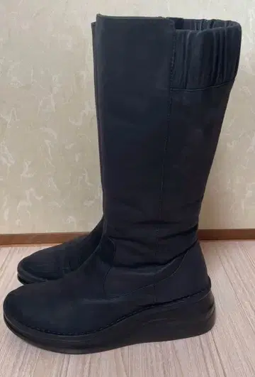 인코르제 블랙 통굽 롱 부츠