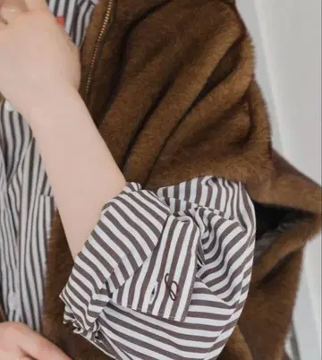 Spick and Span 50 코튼 오버 셔츠 브라운 베이스