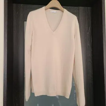 브루넬로쿠치넬리 캐시미어 100% V넥 스웨터