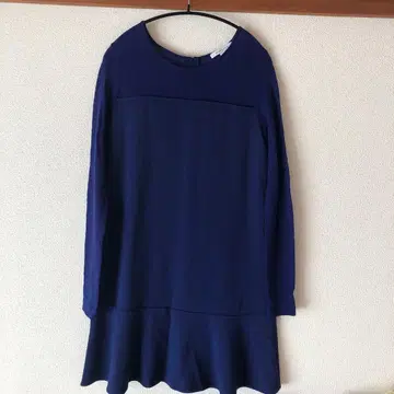 MARELLA 네이비 긴팔 원피스