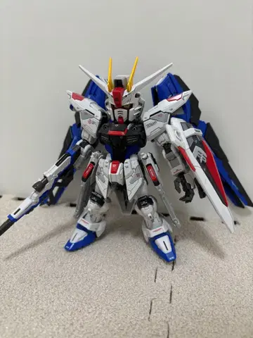 MGSD 프리덤 건담