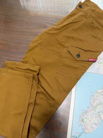 바틀 카고 스타일 브라운 팬츠