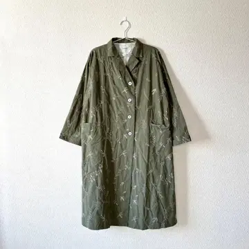 Emago. 이마고 올 패턴 자수 트렌치코트