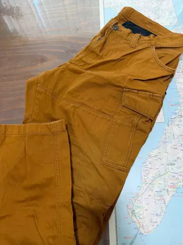 바틀 브라운 카고 팬츠