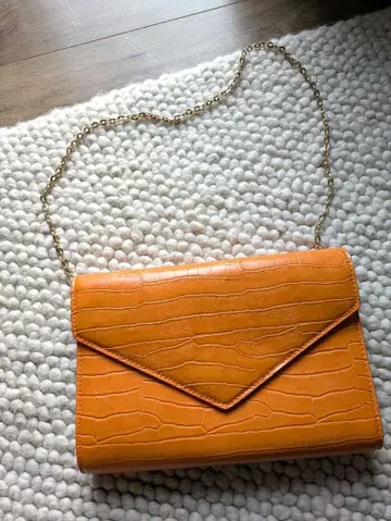 ZARA 오렌지 크로커다일 패턴 숄더백