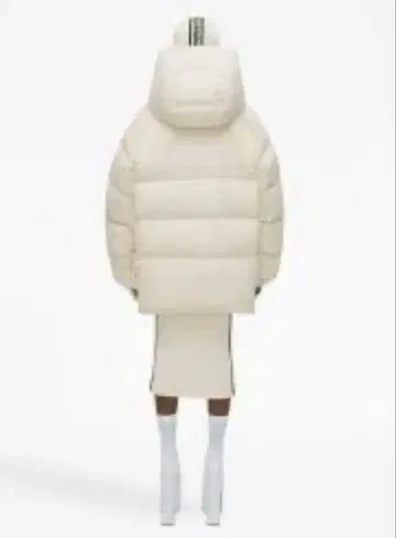 마크 제이콥스 다운 자켓 화이트