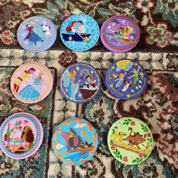Disney 자수 캔 배지 9개 세트