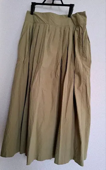올리브 플레어 스커트 사이즈 1