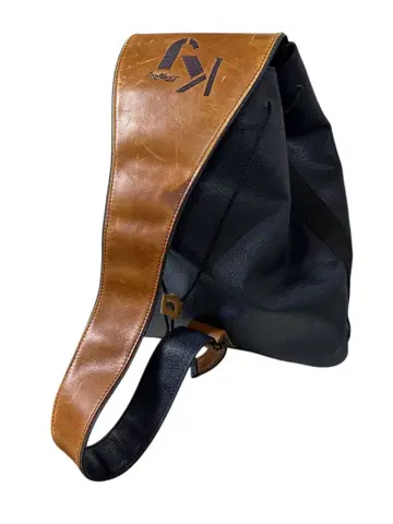 가죽 가방 원 숄더백 숄더백 남녀 공용 네이비 브라운