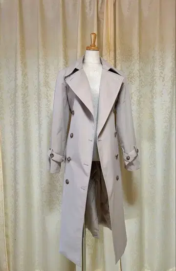 H&M 베이지 트렌치코트 미라인