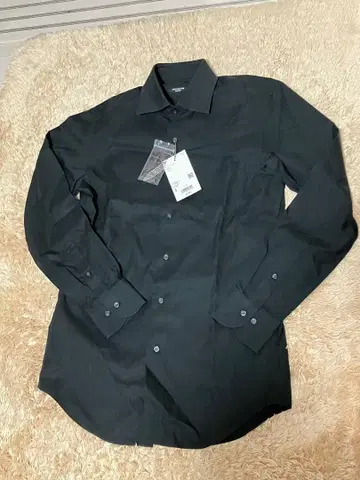 유니클로 슈퍼 논아이론 슬림핏 셔츠 긴팔 S 블랙