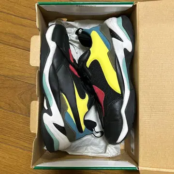 푸마 썬더 스펙트라