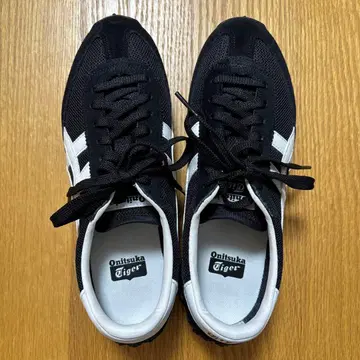 새상품급! 여성용 오니츠카타이거 스니커즈 블랙