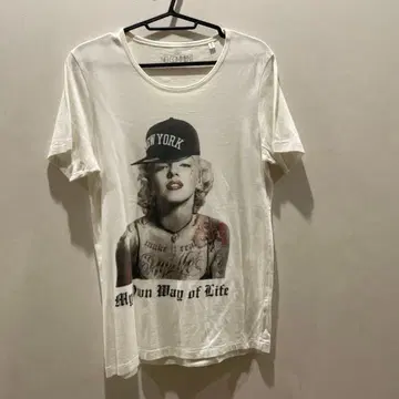 NO COMMENT 마릴린 몬로 T셔츠 S