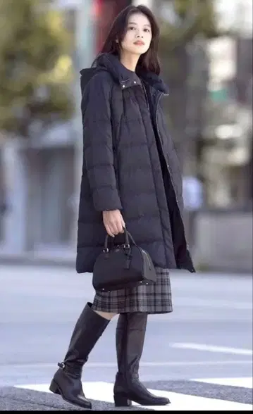 J 프레스 브러쉬드 멀티 폴리 9호 뉴요커 23구 언타이틀