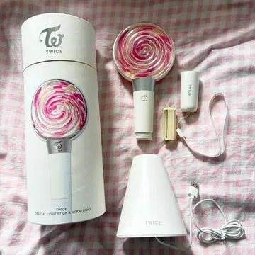 TWICE 공식 응원봉