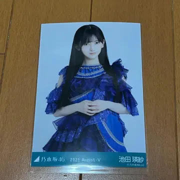 노기자카46 이케다 에레나 13thBD 라이브 의상2 브로마이드