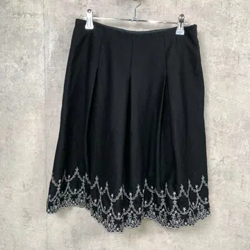 Poudre 미디 스커트 플레어 자수 M 블랙 꽃무늬 여성용