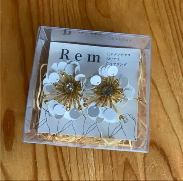 가격 인하!!미사용 새상품!!Rem 핸드메이드 귀걸이