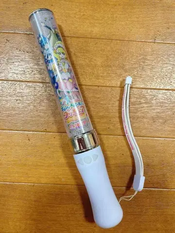 딜리셔스 파티 프리큐어 감사제 응원봉 작동 확인 완료