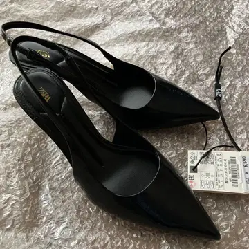 ZARA 블랙 하이힐 펌프스