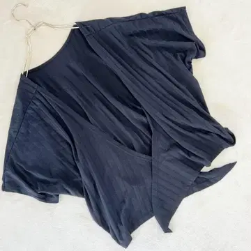 원웨이 글래머러스 스트라이프 드레이프 반팔 가디건 블랙 사이즈 M