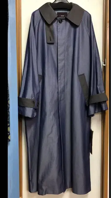 패션 여성용 반값 이하 인브리드 로지에 코트 네이비