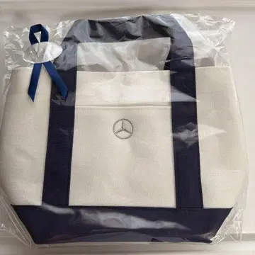 Mercedes-Benz 토트백 화이트/네이비