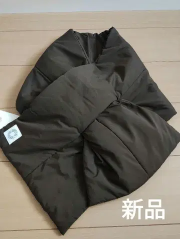 새상품 ORCIVAL 오르치발 패디드 스카프 머플러