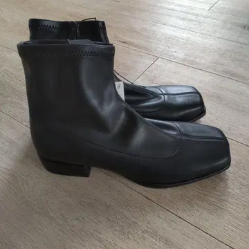 미사용 새상품! 택 포함 GU 부츠 L 24 24.5