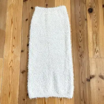 AMELY 샤기 니트 스커트 베이지
