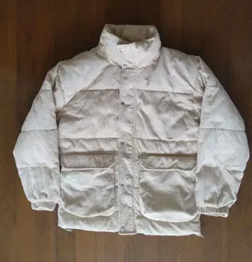 ZARA 퀼팅 자켓 S-M 크림색