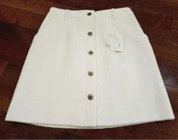 새상품 미사용 택 포함 MERCURY Bijou 스커트 화이트